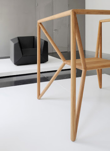 M3 Chair